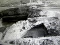 Раскоп 2. П.И. Засурцев, 1947 г. Фото из архива ИА РАН